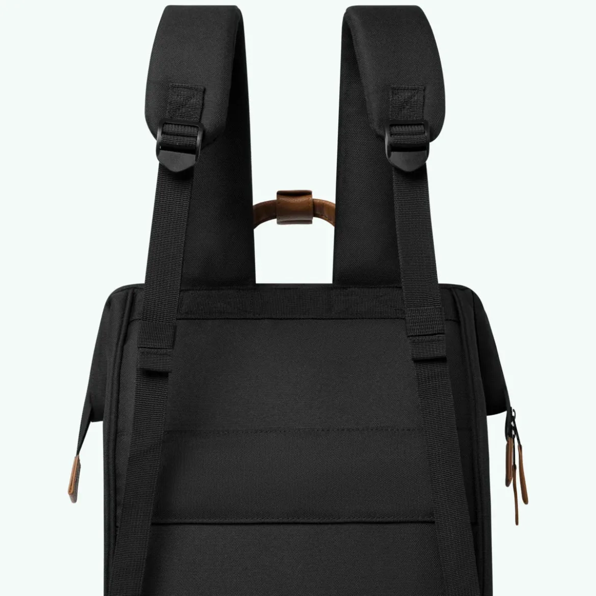 Adventurer Rucksack L Cologne