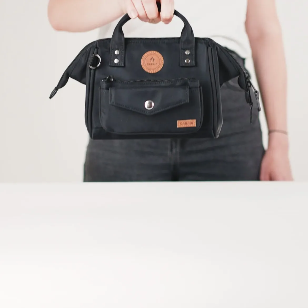 Adventurer Umhängetasche Crossbody S Namur